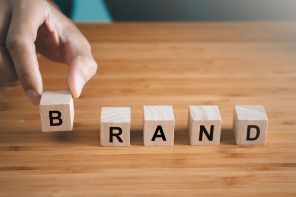 Build a Strong Brand Identity:Differentiating Your Business